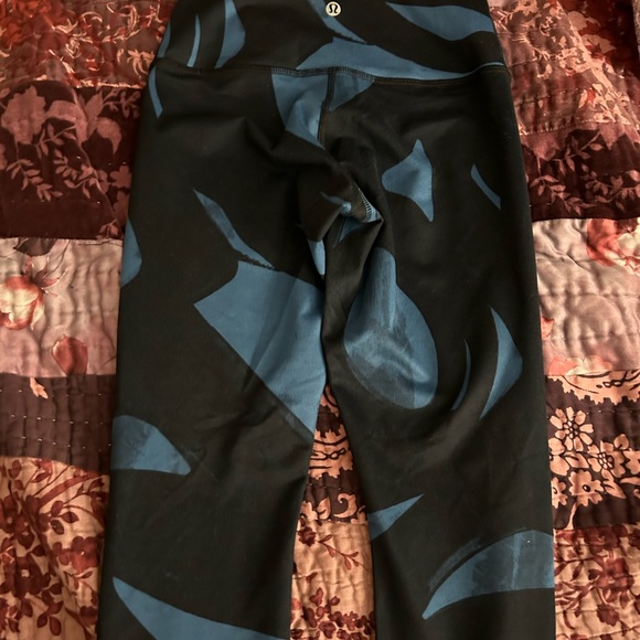 Lululemon Wunder Under Pants Size 4 - Picture 8 of 11